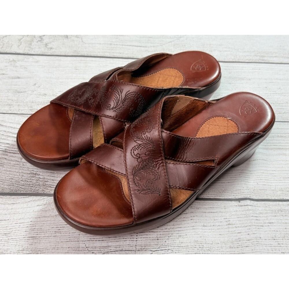 ARIAT Women's 96722 Brown Leather Decorative Stitched Slide Sandals Size 8B